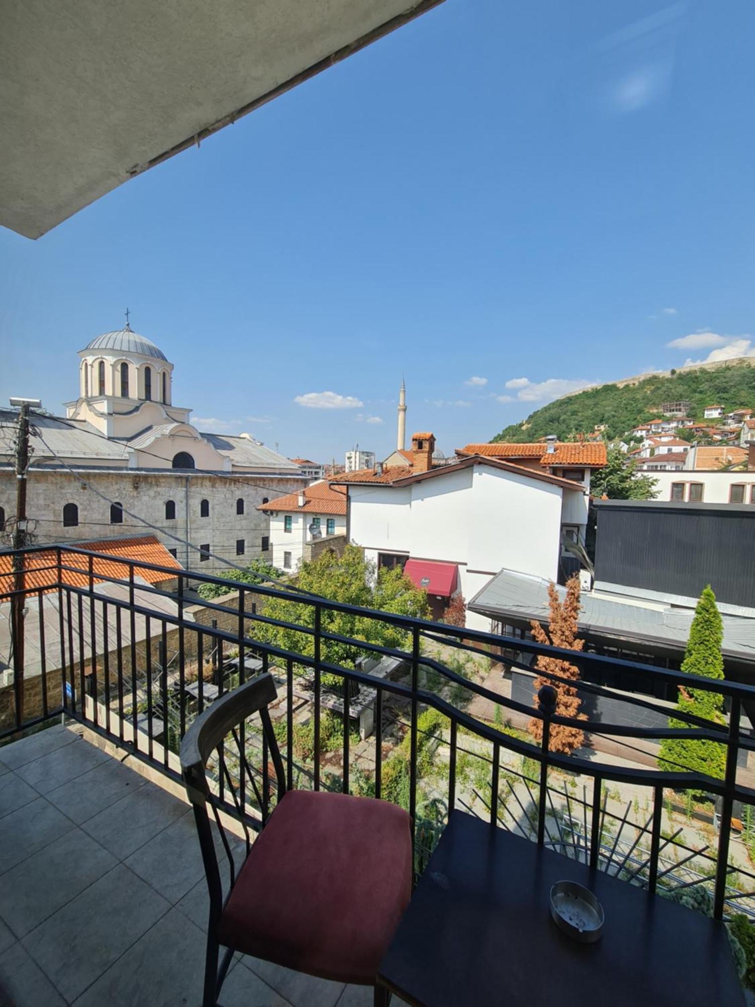 Guesthouse Hotel My Home Призрен Экстерьер фото